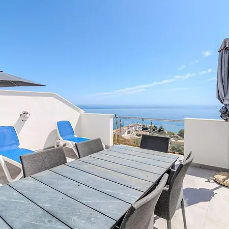 Sea View Ladera Apartamento *