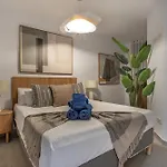 Sea View Ladera